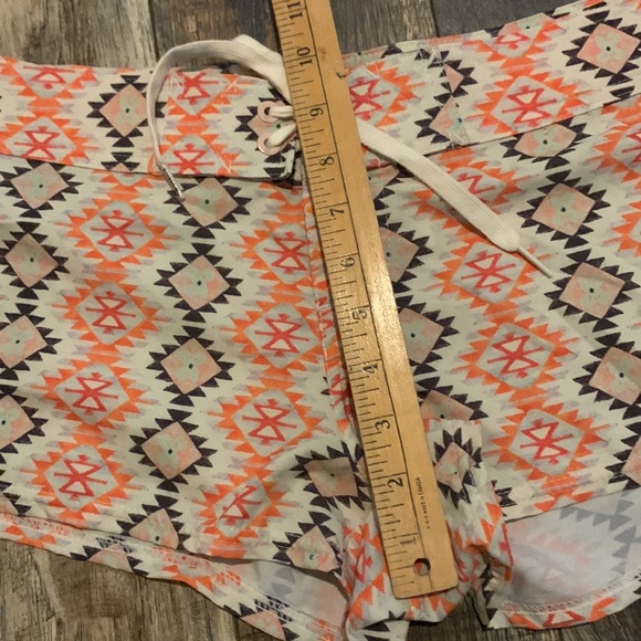 Billabong Shorts - Picture 7 of 8